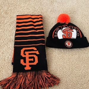 Giants scarf and hoodie